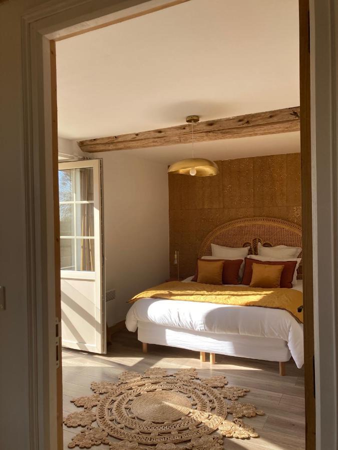 Le Domaine De L'Hostellerie Le Fresne-Camilly Exterior photo